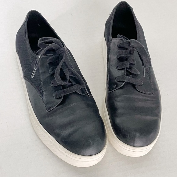 Eileen Fisher Koi lace up sneakers - Picture 6 of 7